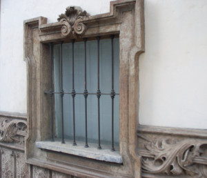 Cornice finestra
